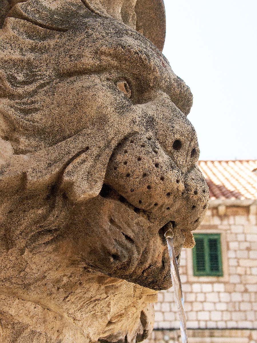 DUBROVNIK32 08 05 06