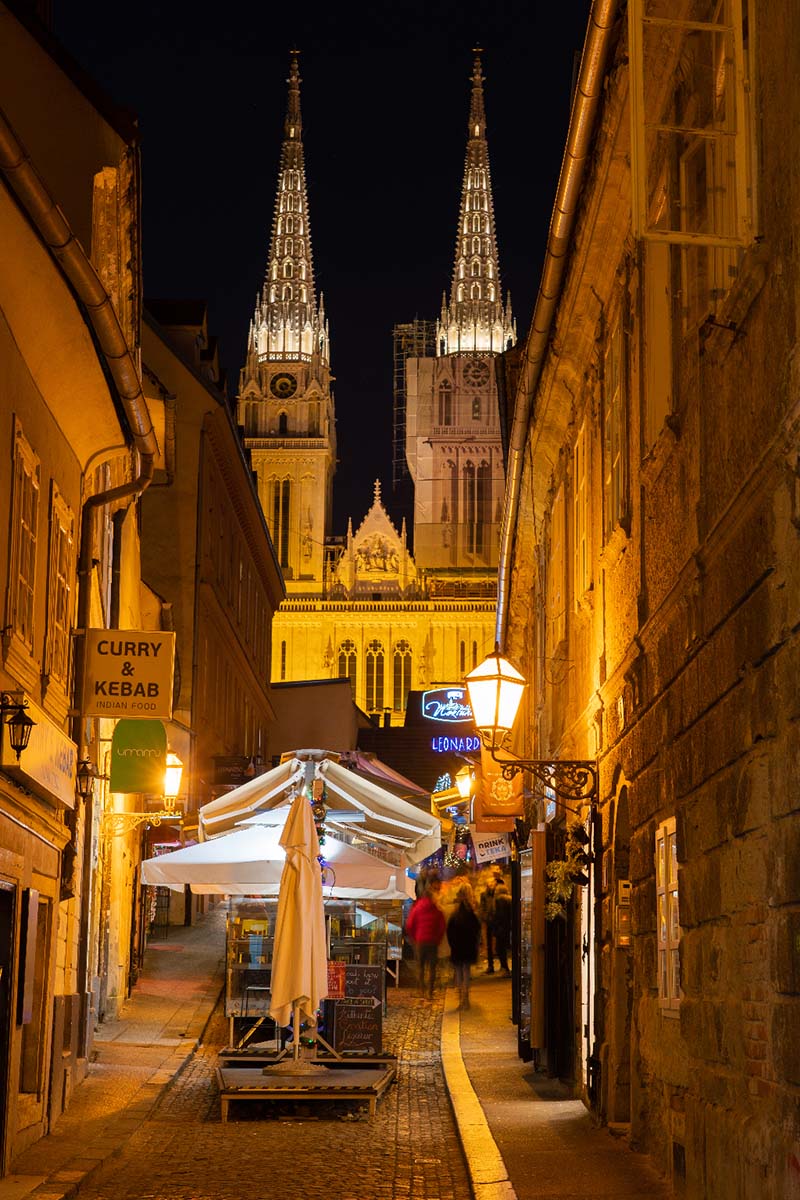 ZAGREB20 30 12 19