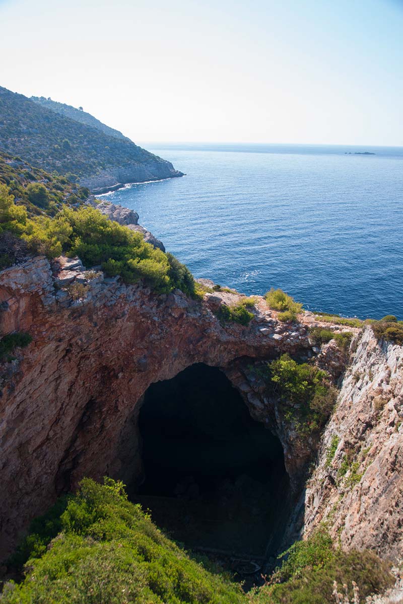MLJET1898 ODISEJEVA SPILJA 18 08 13